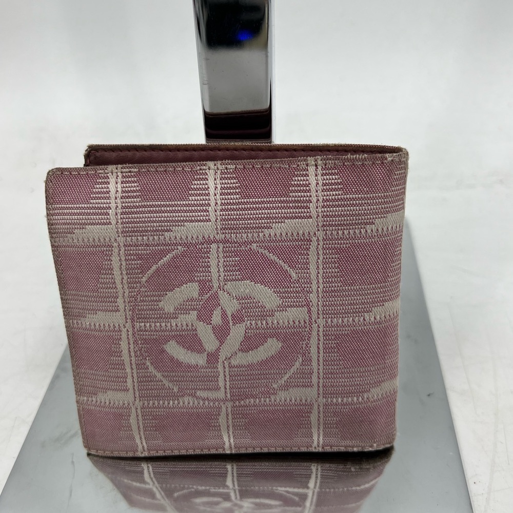 Chanel Wallet - Picture 2 of 11